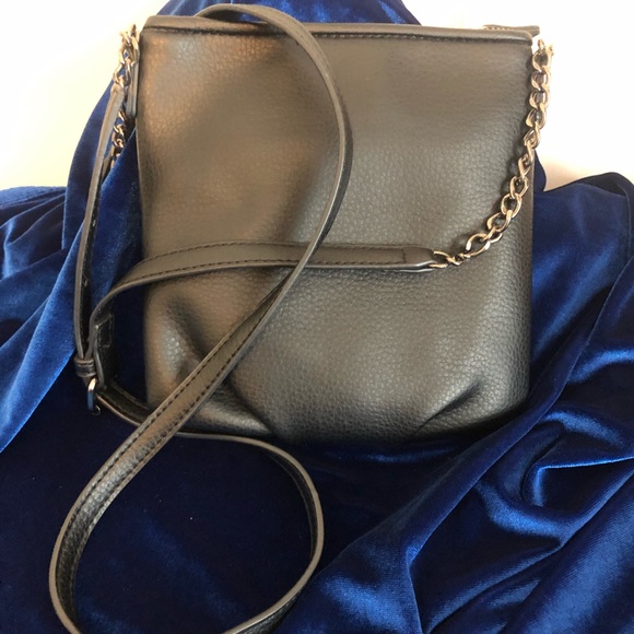 🔘 KENNETH COLE REACTION 🔘  Cross Body Purse - Picture 3 of 5